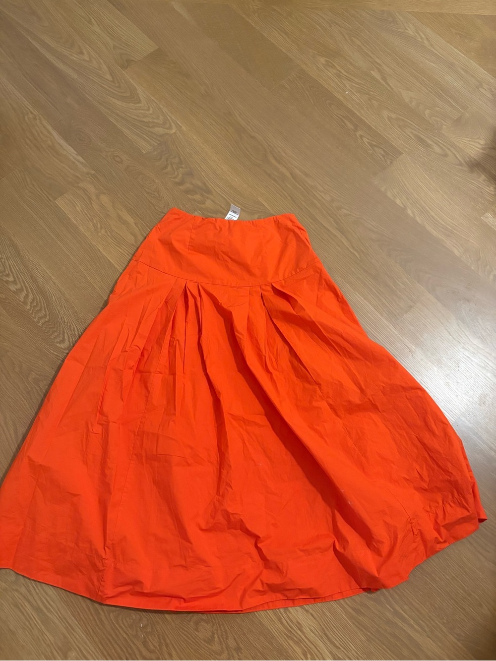 Aritzia Orange Midi Skirt In Size 6 NWT - Picture 2 of 3